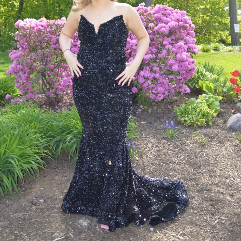 Portia & Scarlett Black Mermaid Dress